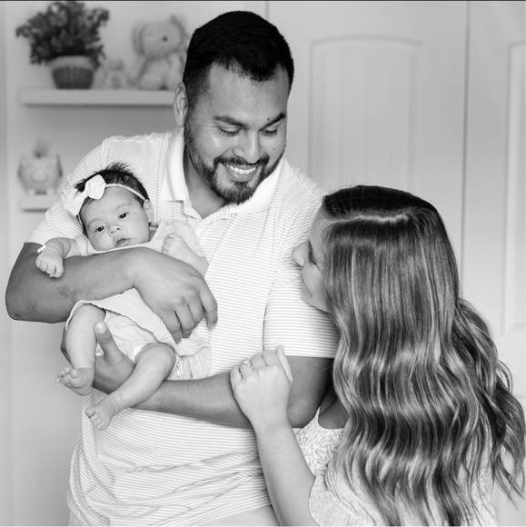 Meet your Posher, Amanda - Picture 1 of 1